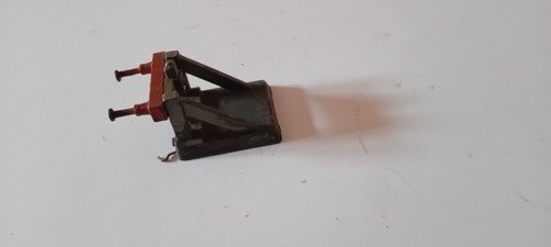 Hornby three rail sprung - three,